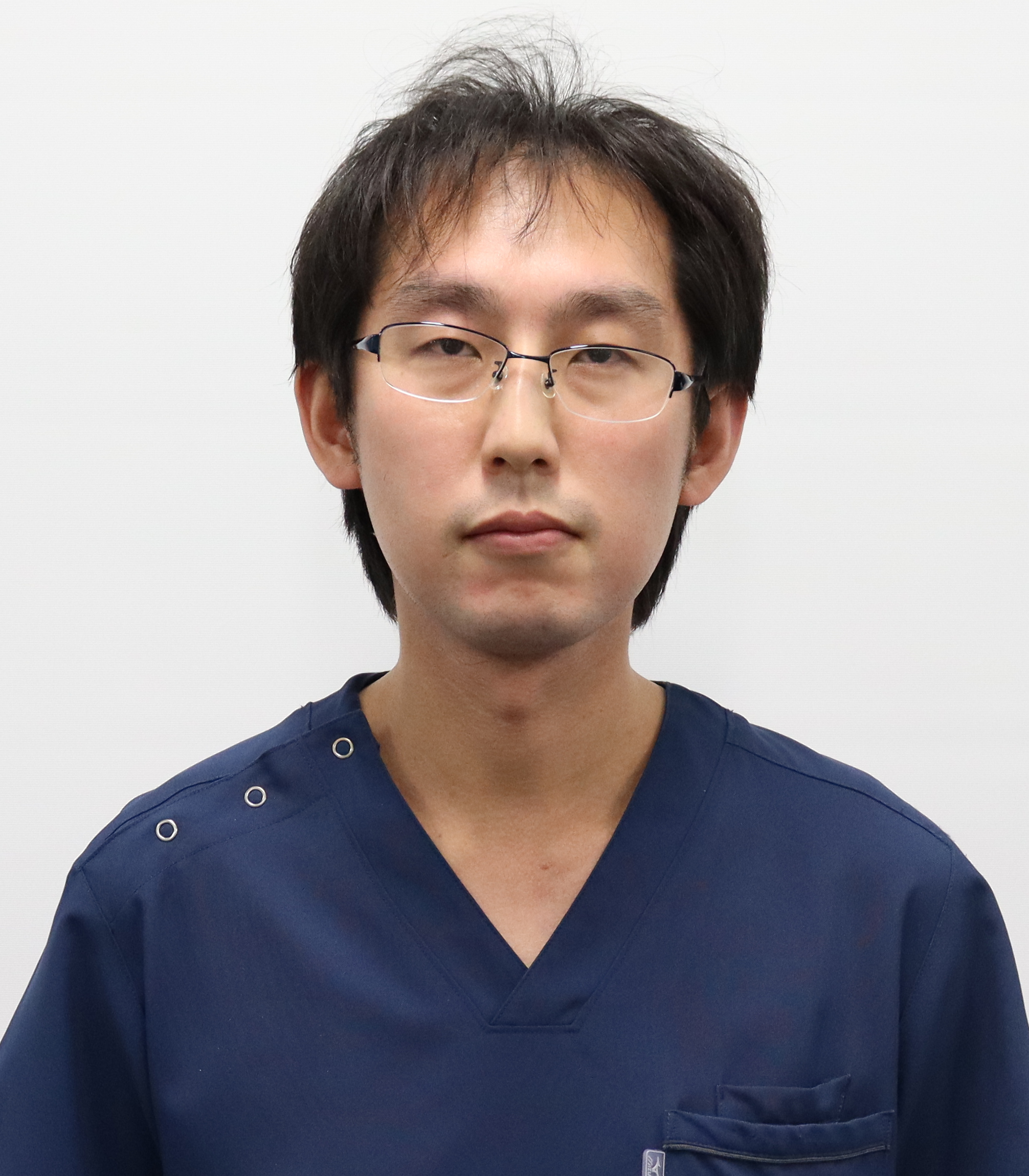 医員 上原 健史