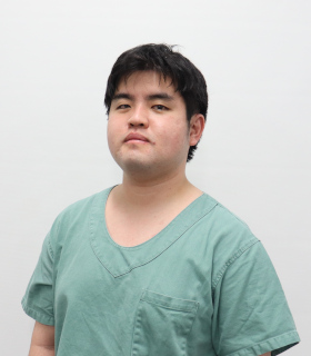 医員 柴田 駿介